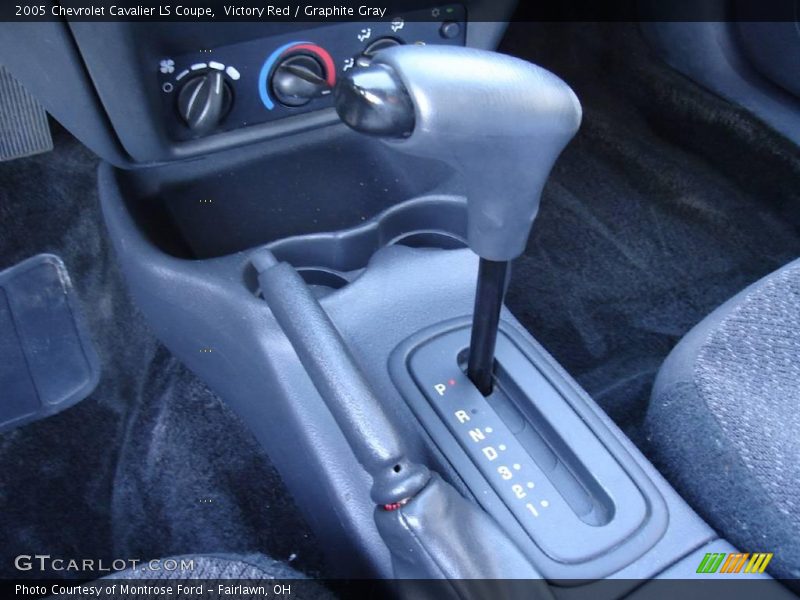 Victory Red / Graphite Gray 2005 Chevrolet Cavalier LS Coupe