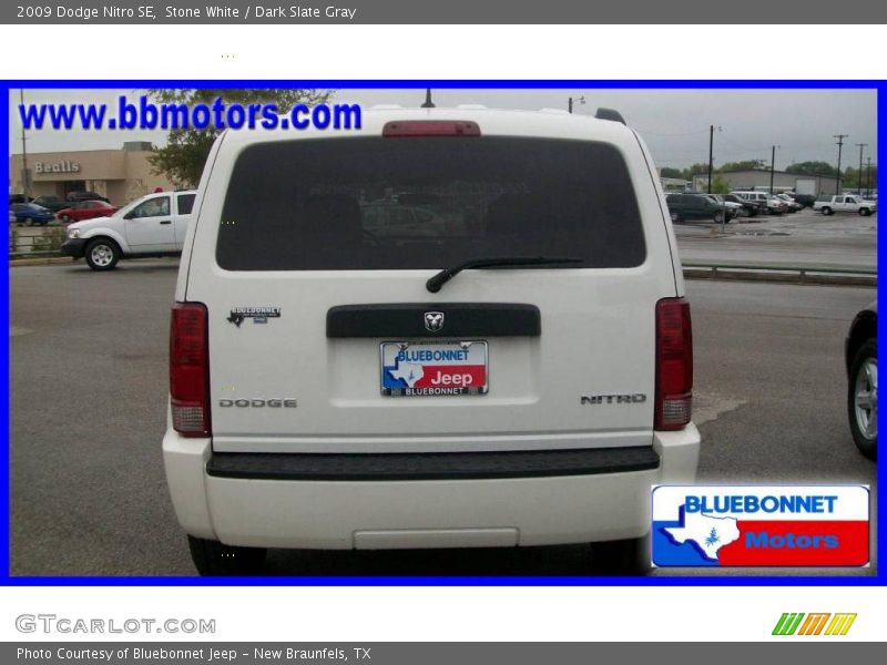Stone White / Dark Slate Gray 2009 Dodge Nitro SE