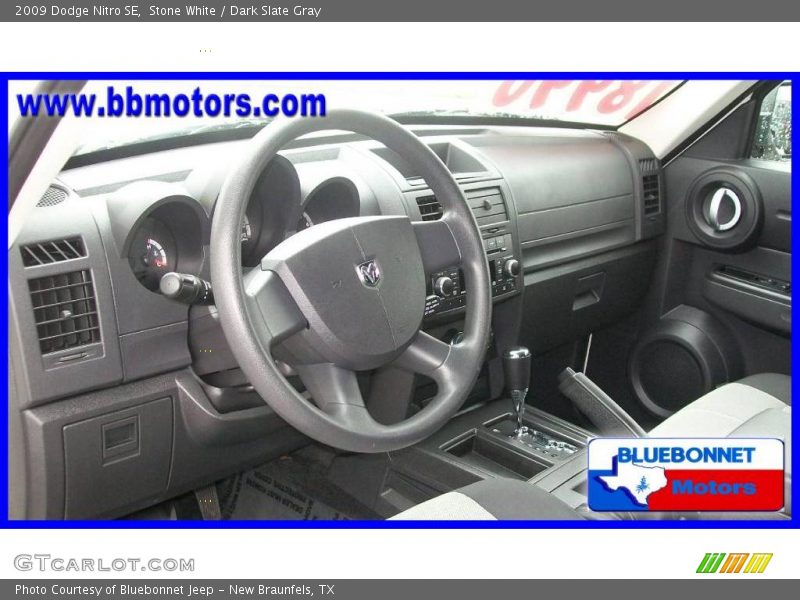 Stone White / Dark Slate Gray 2009 Dodge Nitro SE