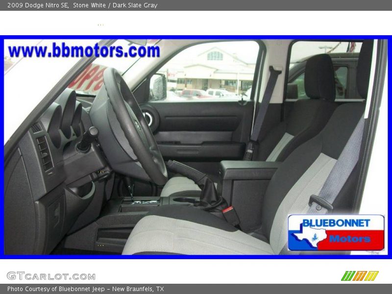 Stone White / Dark Slate Gray 2009 Dodge Nitro SE