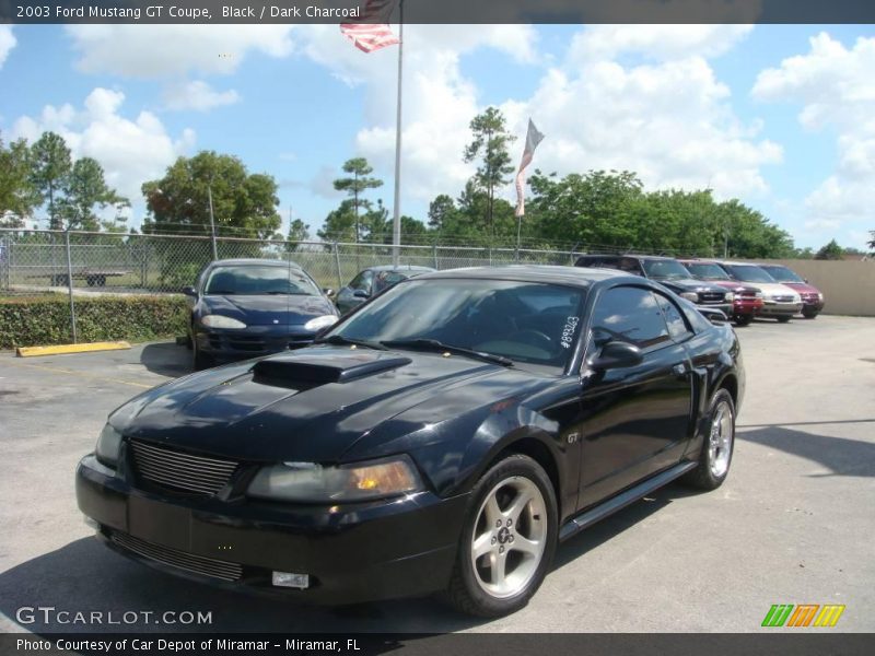 Black / Dark Charcoal 2003 Ford Mustang GT Coupe