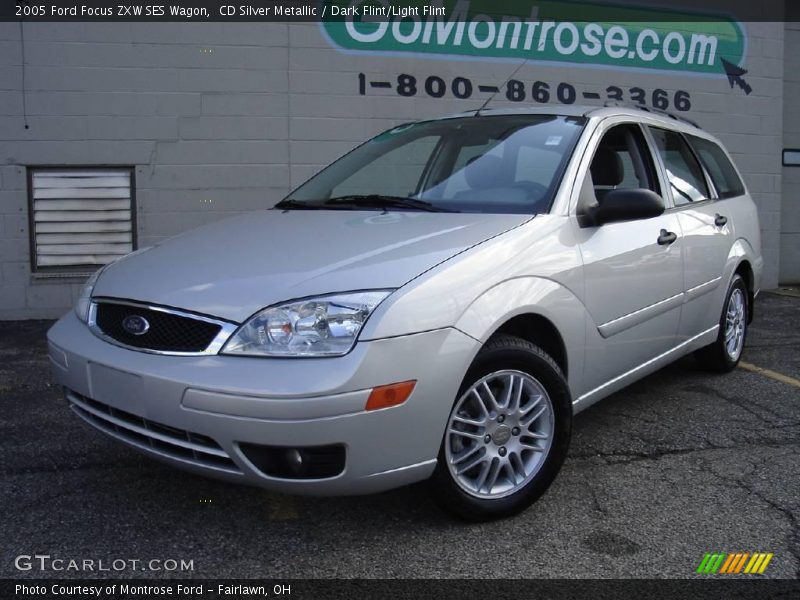 CD Silver Metallic / Dark Flint/Light Flint 2005 Ford Focus ZXW SES Wagon