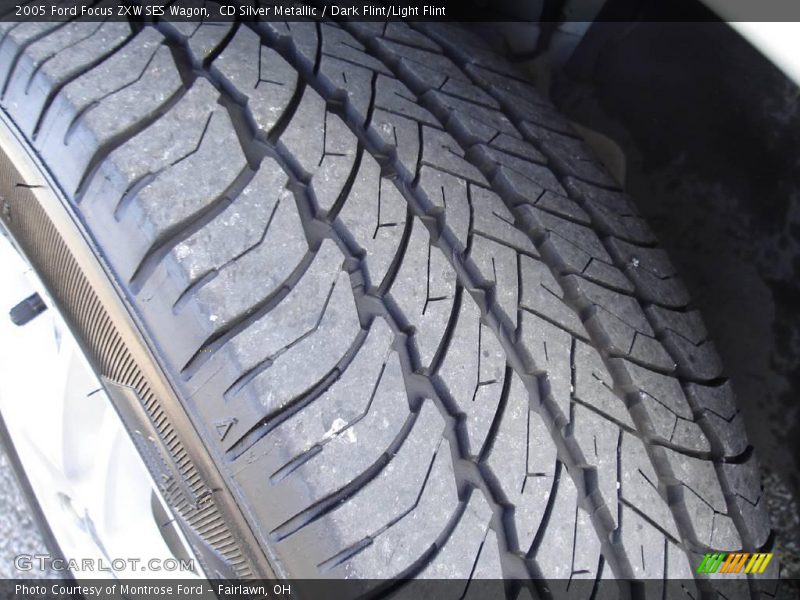 CD Silver Metallic / Dark Flint/Light Flint 2005 Ford Focus ZXW SES Wagon