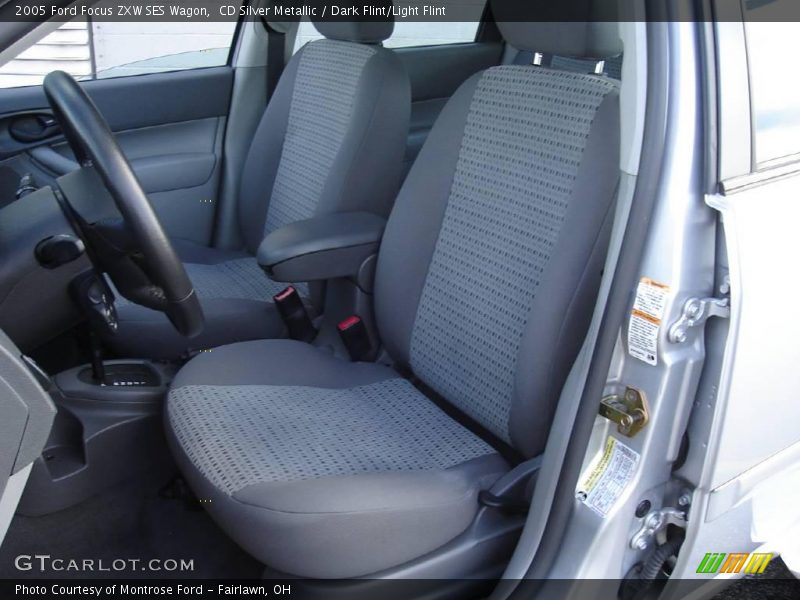 CD Silver Metallic / Dark Flint/Light Flint 2005 Ford Focus ZXW SES Wagon
