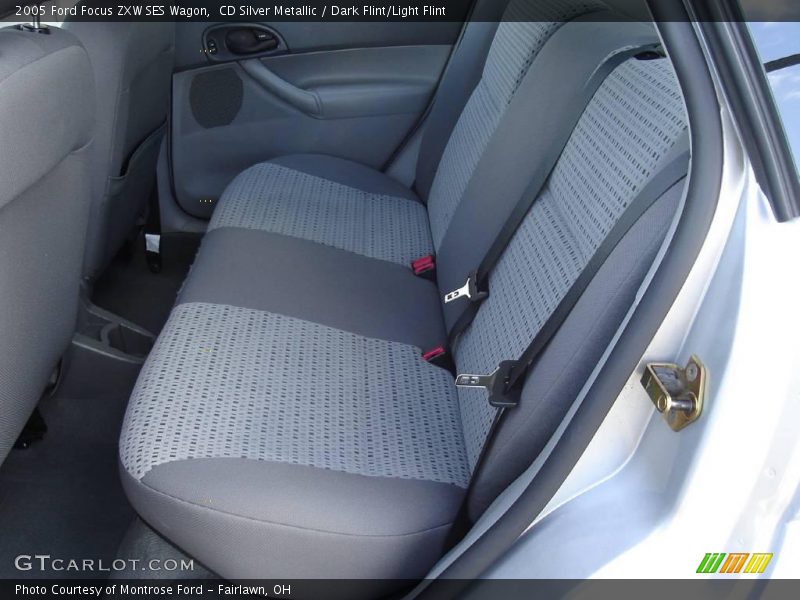 CD Silver Metallic / Dark Flint/Light Flint 2005 Ford Focus ZXW SES Wagon