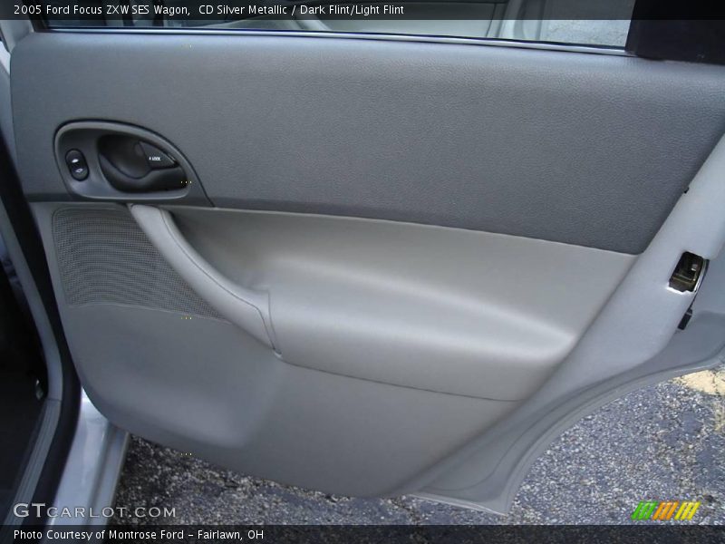 CD Silver Metallic / Dark Flint/Light Flint 2005 Ford Focus ZXW SES Wagon