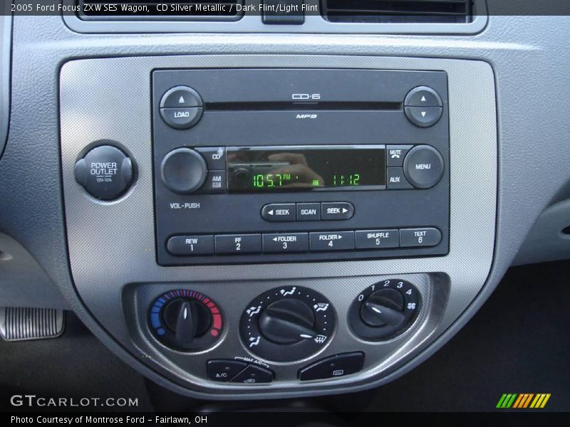 CD Silver Metallic / Dark Flint/Light Flint 2005 Ford Focus ZXW SES Wagon