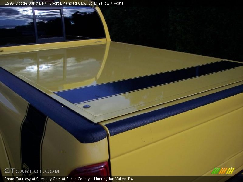 Solar Yellow / Agate 1999 Dodge Dakota R/T Sport Extended Cab
