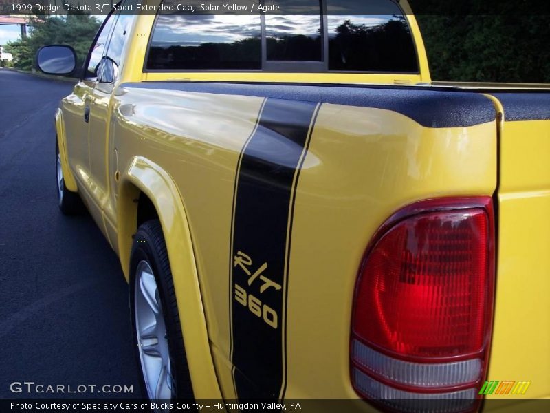 Solar Yellow / Agate 1999 Dodge Dakota R/T Sport Extended Cab