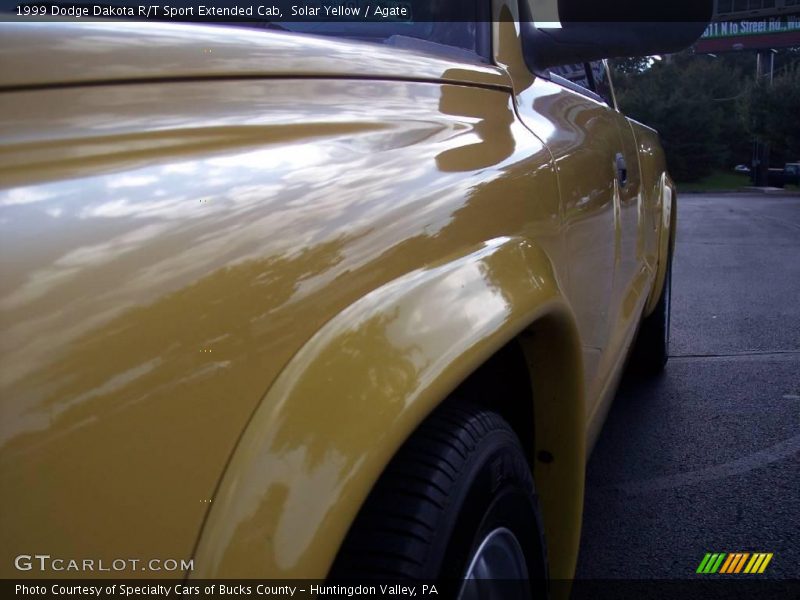 Solar Yellow / Agate 1999 Dodge Dakota R/T Sport Extended Cab