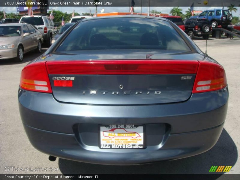 Onyx Green Pearl / Dark Slate Gray 2003 Dodge Intrepid SE