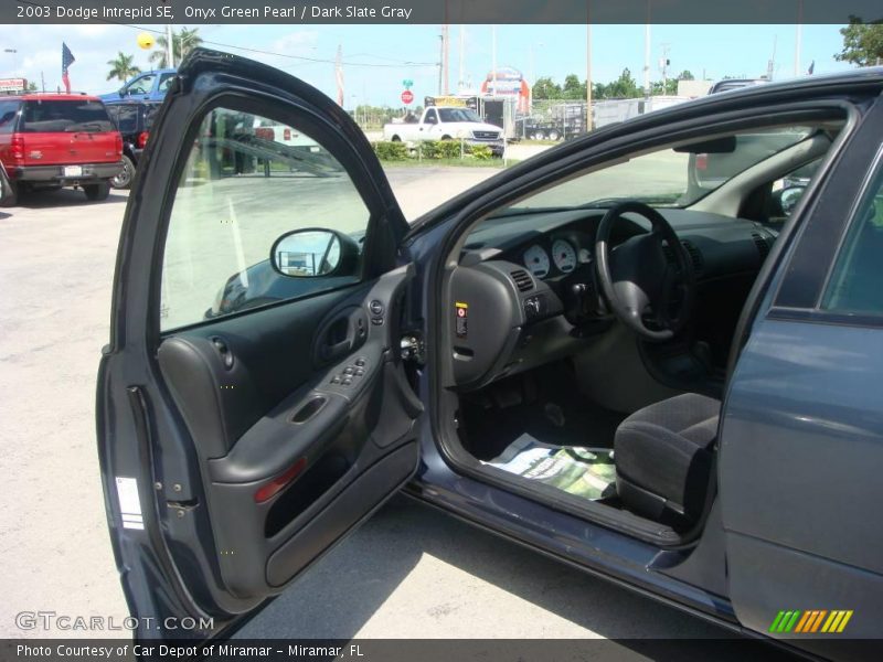 Onyx Green Pearl / Dark Slate Gray 2003 Dodge Intrepid SE