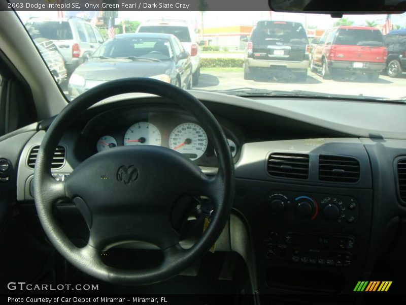 Onyx Green Pearl / Dark Slate Gray 2003 Dodge Intrepid SE
