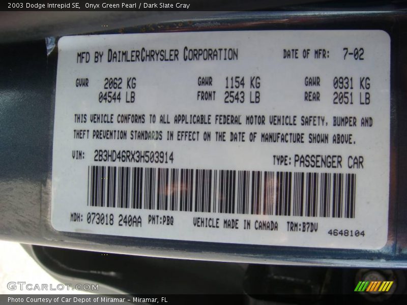 Onyx Green Pearl / Dark Slate Gray 2003 Dodge Intrepid SE