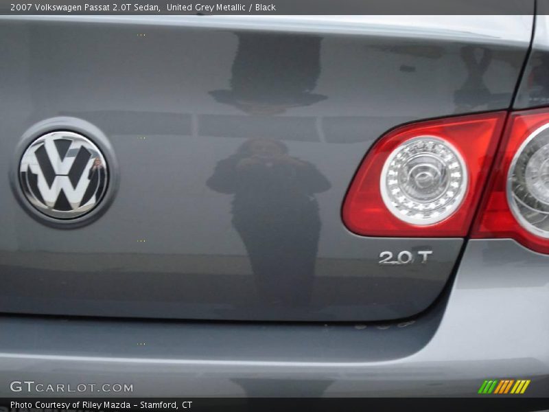United Grey Metallic / Black 2007 Volkswagen Passat 2.0T Sedan