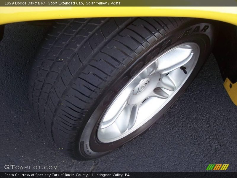 Solar Yellow / Agate 1999 Dodge Dakota R/T Sport Extended Cab