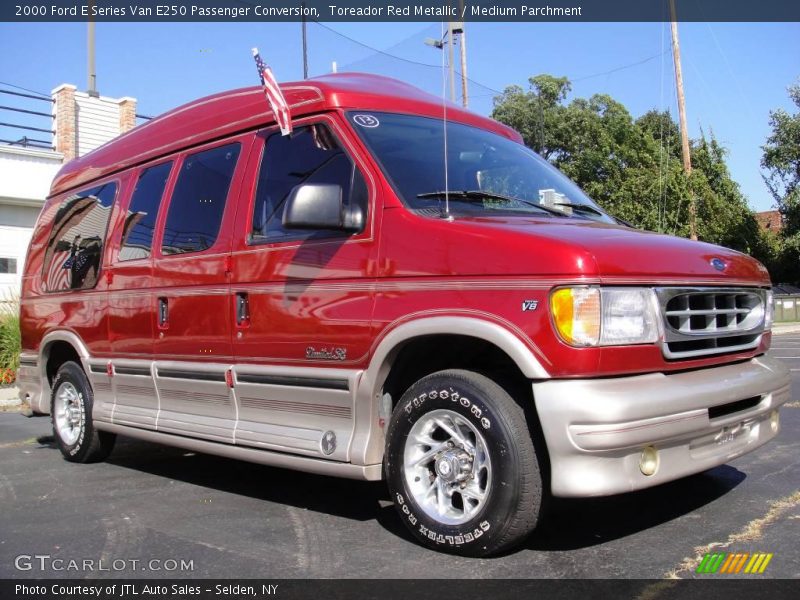 Toreador Red Metallic / Medium Parchment 2000 Ford E Series Van E250 Passenger Conversion