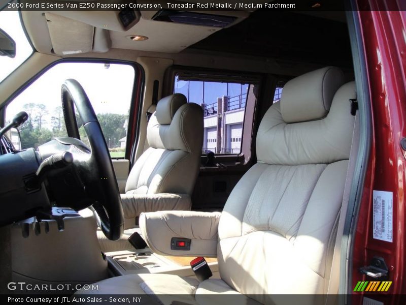 Toreador Red Metallic / Medium Parchment 2000 Ford E Series Van E250 Passenger Conversion