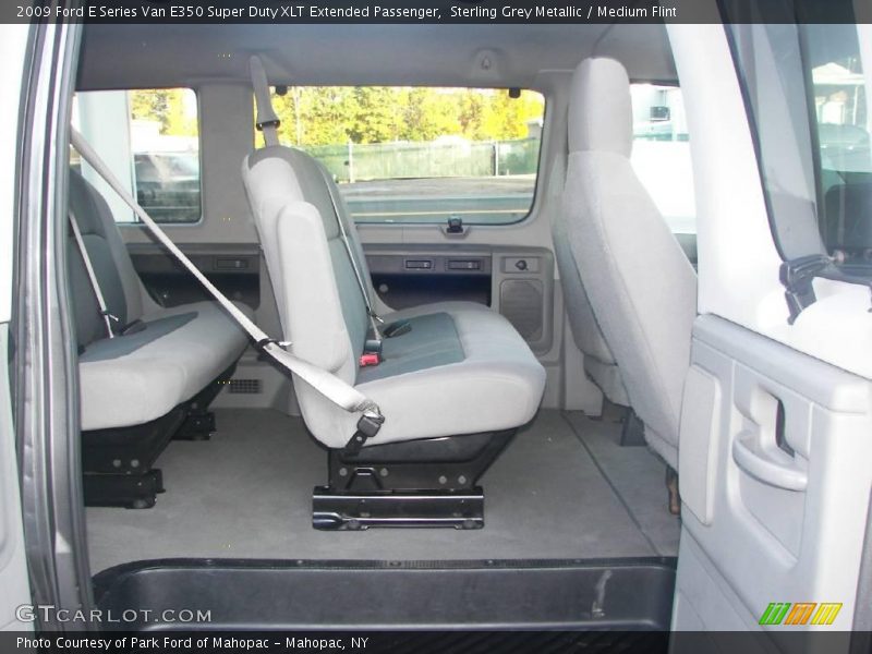 Sterling Grey Metallic / Medium Flint 2009 Ford E Series Van E350 Super Duty XLT Extended Passenger