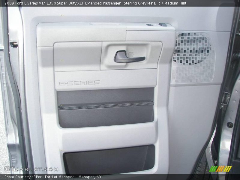 Sterling Grey Metallic / Medium Flint 2009 Ford E Series Van E350 Super Duty XLT Extended Passenger