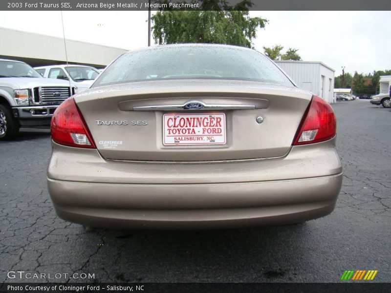 Arizona Beige Metallic / Medium Parchment 2003 Ford Taurus SES