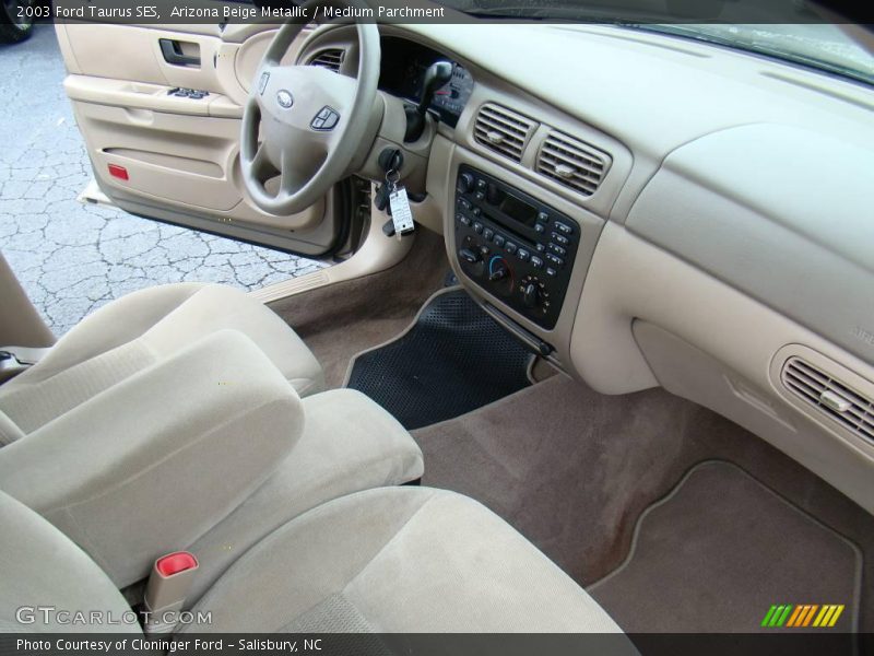 Arizona Beige Metallic / Medium Parchment 2003 Ford Taurus SES