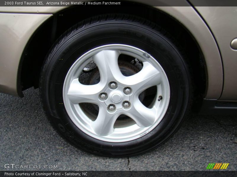 Arizona Beige Metallic / Medium Parchment 2003 Ford Taurus SES