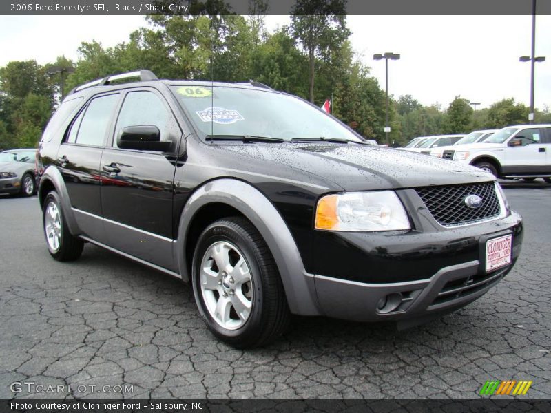 Black / Shale Grey 2006 Ford Freestyle SEL