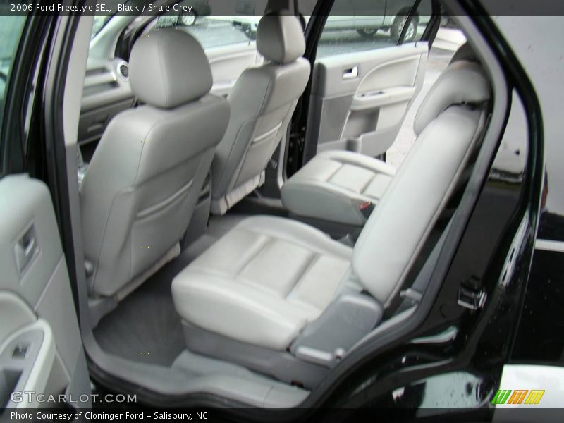 Black / Shale Grey 2006 Ford Freestyle SEL