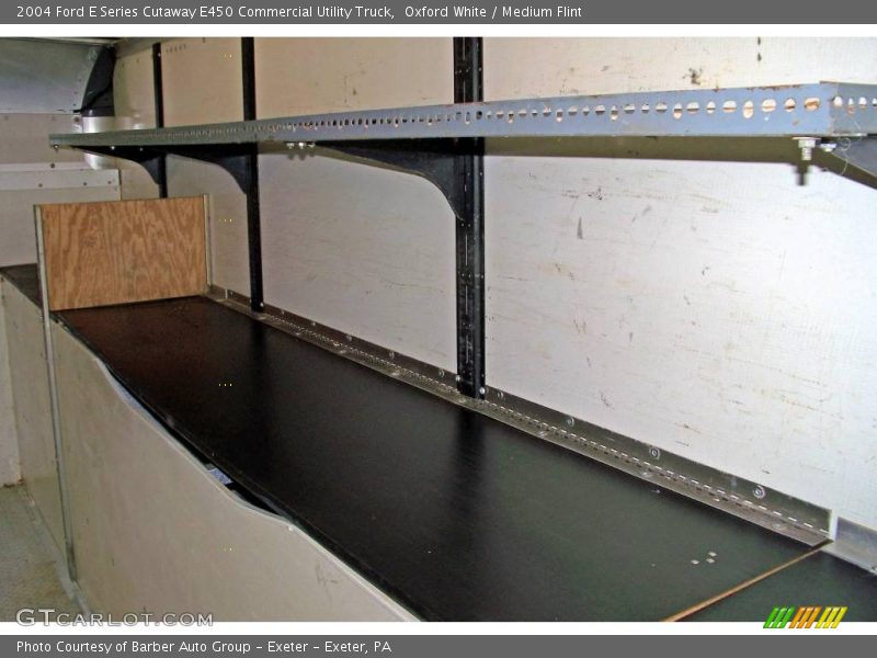 Oxford White / Medium Flint 2004 Ford E Series Cutaway E450 Commercial Utility Truck