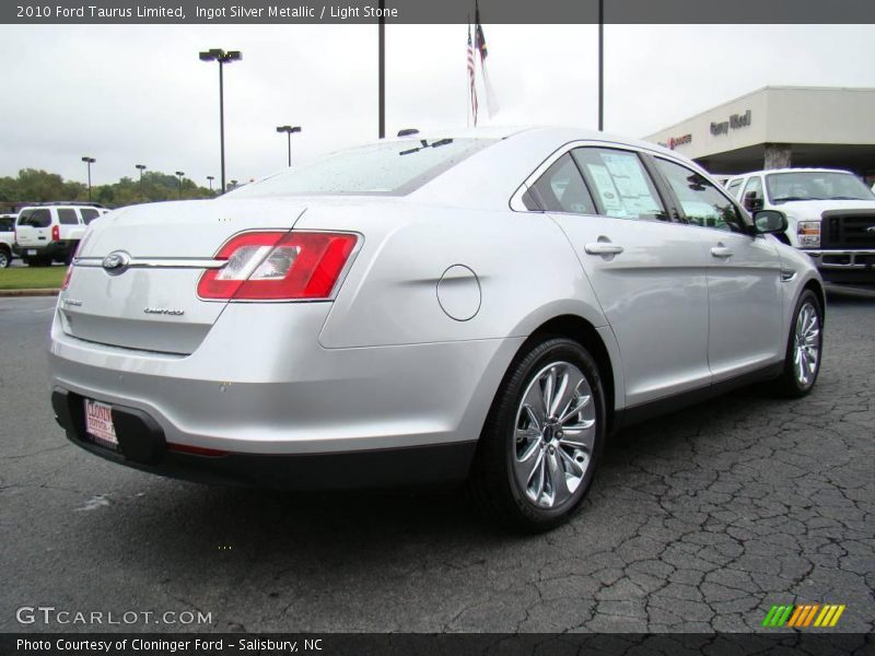 Ingot Silver Metallic / Light Stone 2010 Ford Taurus Limited