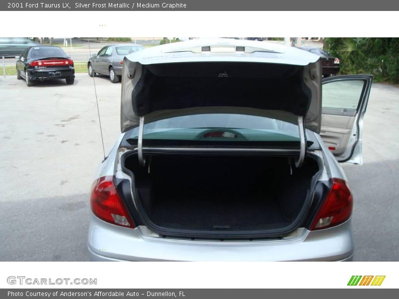 Silver Frost Metallic / Medium Graphite 2001 Ford Taurus LX