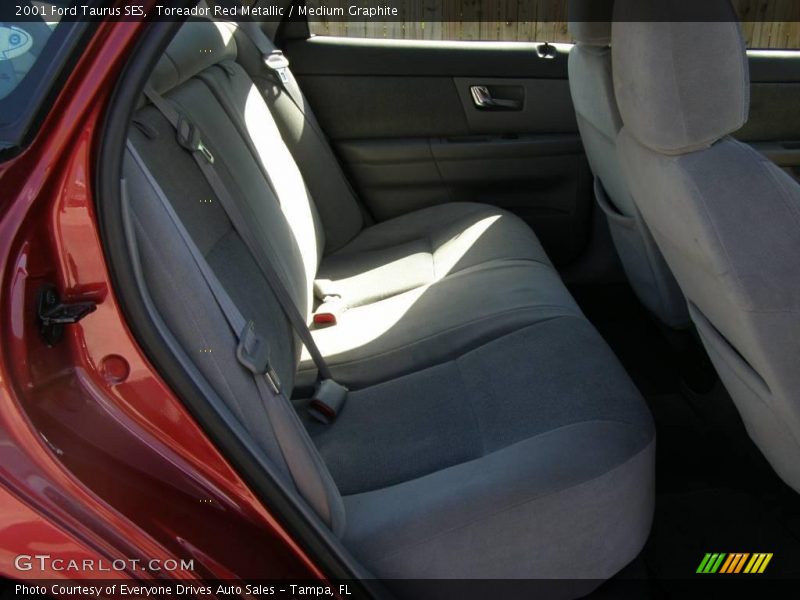Toreador Red Metallic / Medium Graphite 2001 Ford Taurus SES