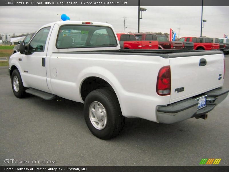 Oxford White / Medium Flint 2004 Ford F350 Super Duty XL Regular Cab