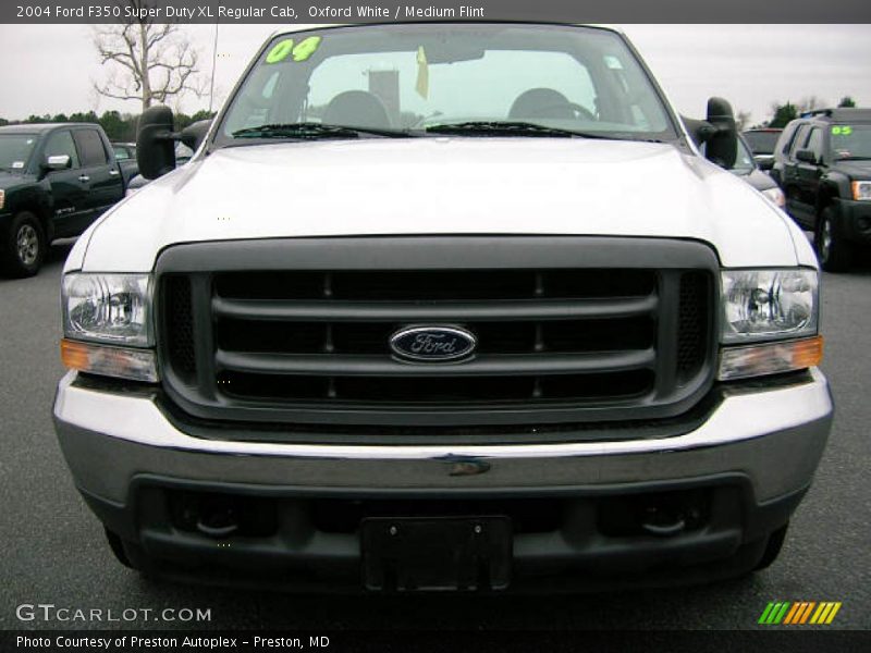 Oxford White / Medium Flint 2004 Ford F350 Super Duty XL Regular Cab