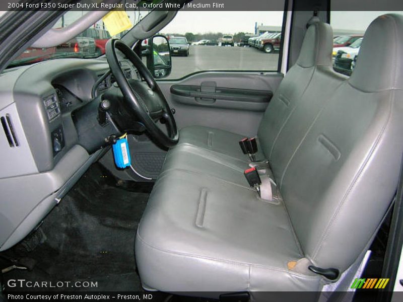 Oxford White / Medium Flint 2004 Ford F350 Super Duty XL Regular Cab