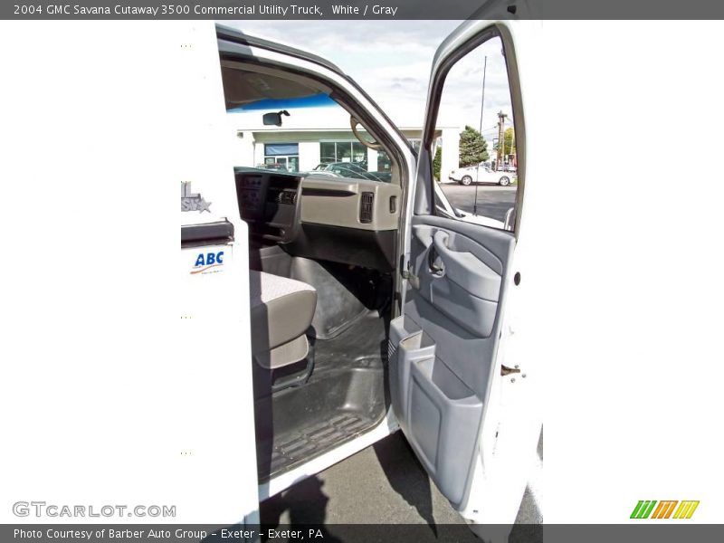 White / Gray 2004 GMC Savana Cutaway 3500 Commercial Utility Truck