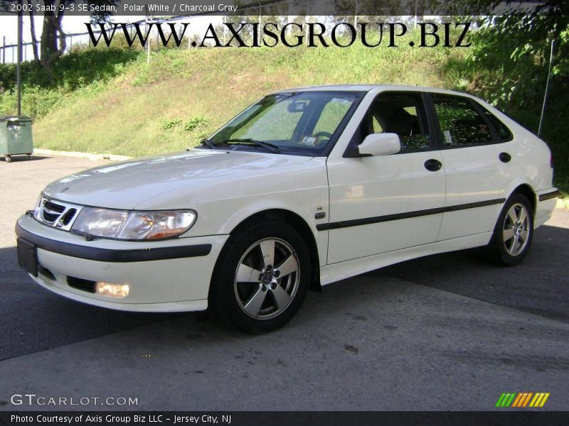 Polar White / Charcoal Gray 2002 Saab 9-3 SE Sedan