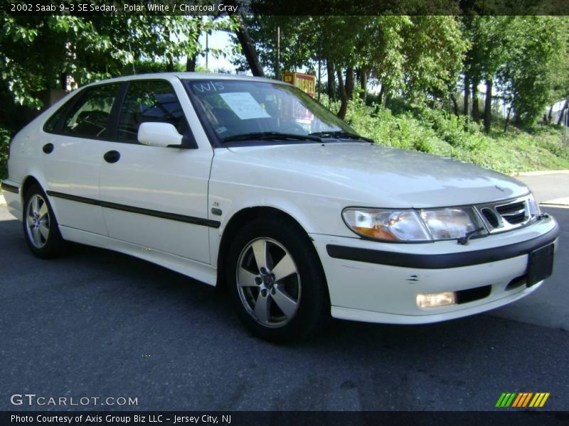 Polar White / Charcoal Gray 2002 Saab 9-3 SE Sedan