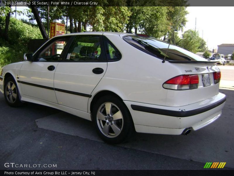 Polar White / Charcoal Gray 2002 Saab 9-3 SE Sedan