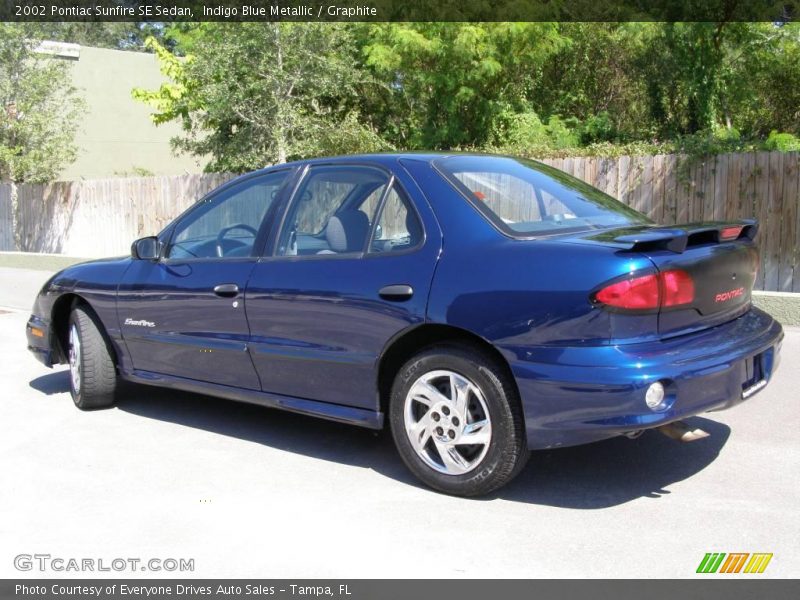 Indigo Blue Metallic / Graphite 2002 Pontiac Sunfire SE Sedan