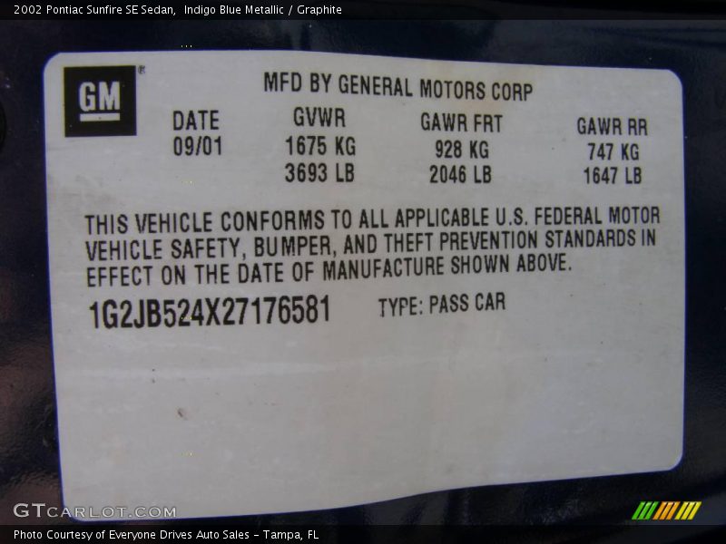 Indigo Blue Metallic / Graphite 2002 Pontiac Sunfire SE Sedan