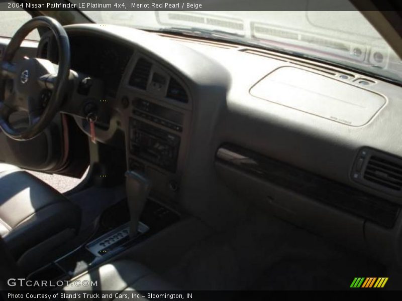 Merlot Red Pearl / Beige 2004 Nissan Pathfinder LE Platinum 4x4