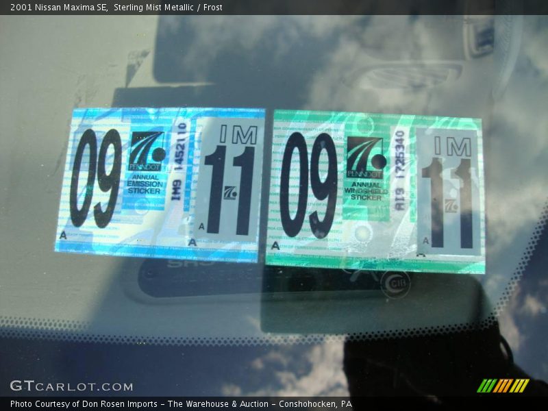 Sterling Mist Metallic / Frost 2001 Nissan Maxima SE
