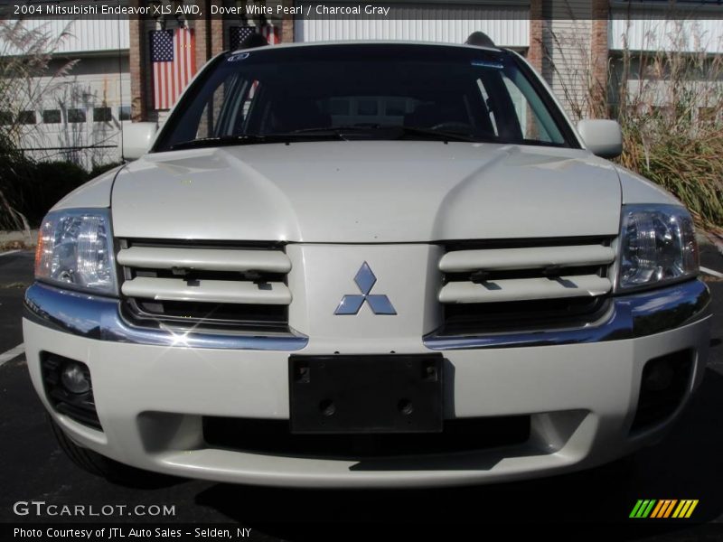 Dover White Pearl / Charcoal Gray 2004 Mitsubishi Endeavor XLS AWD