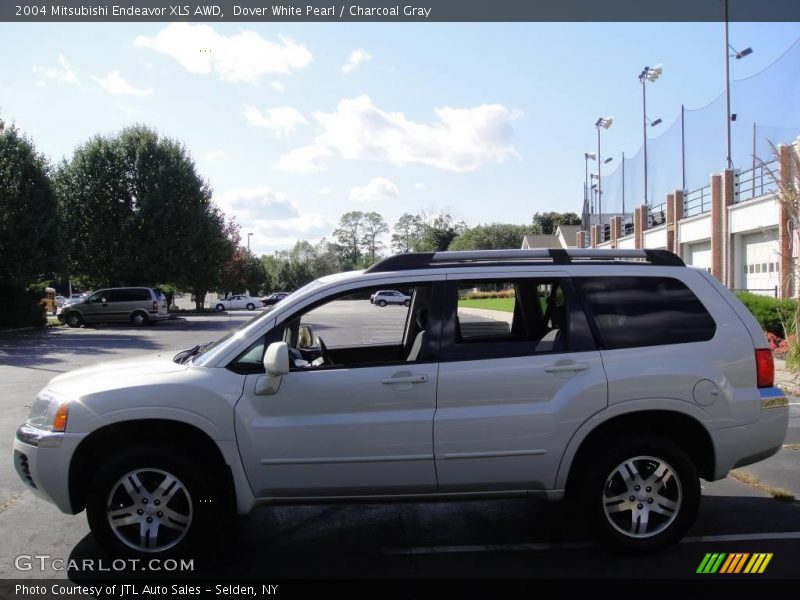 Dover White Pearl / Charcoal Gray 2004 Mitsubishi Endeavor XLS AWD