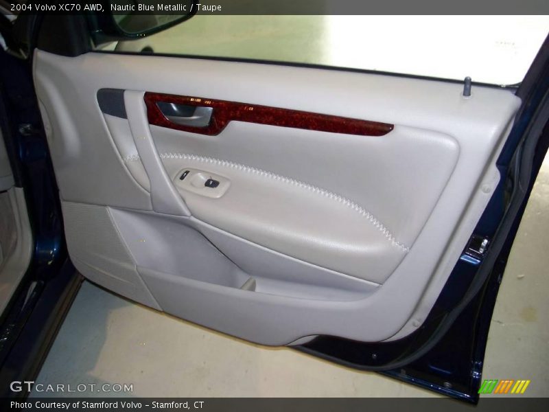 Nautic Blue Metallic / Taupe 2004 Volvo XC70 AWD