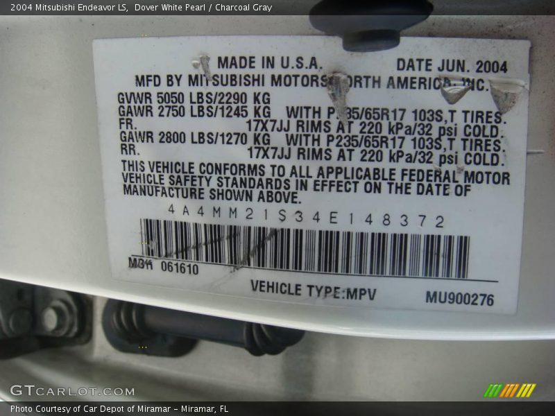 Dover White Pearl / Charcoal Gray 2004 Mitsubishi Endeavor LS