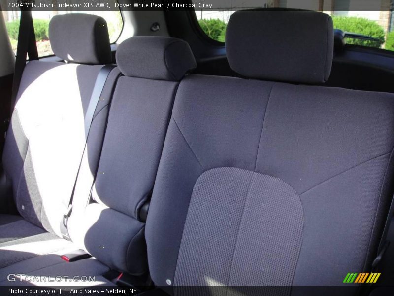 Dover White Pearl / Charcoal Gray 2004 Mitsubishi Endeavor XLS AWD
