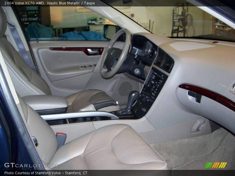 Nautic Blue Metallic / Taupe 2004 Volvo XC70 AWD